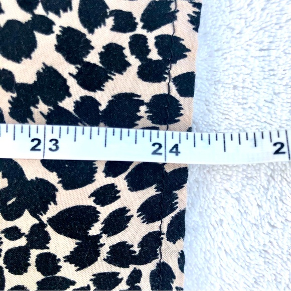 MNG Mango Blouse Shirt Leopard Print Long Sleeve Ruffled Neck Sz. 10 - Picture 7 of 8